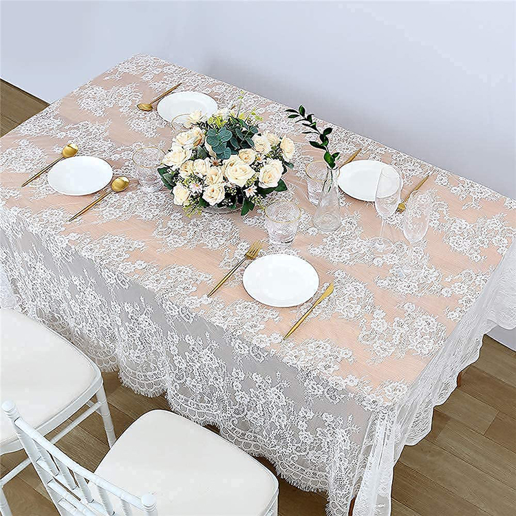 Leichter, weißer, rechteckiger, rechteckiger Jacquard-Tischwäschestoff aus Polyester für Abendessen und Hochzeit